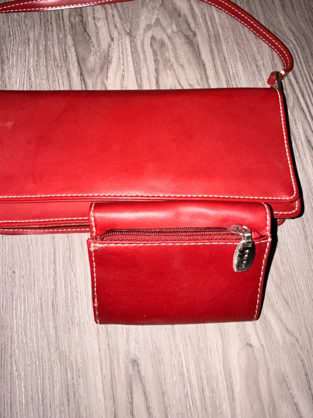 Liz Claiborne Red Leather Clutch with Matching Card Wallet - Picture 7 of 8
